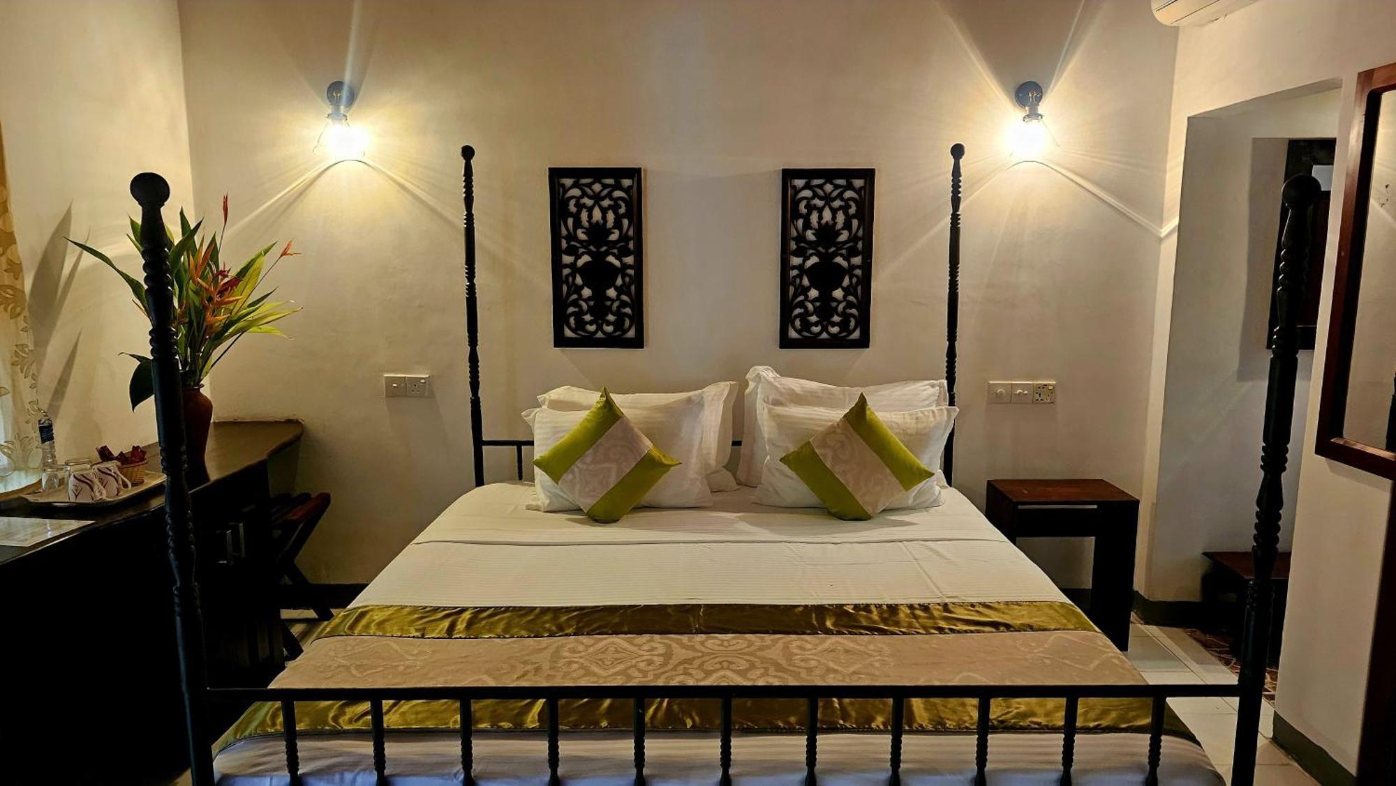 Nooit Gedacht Heritage Hotel  Unawatuna Zimmer foto