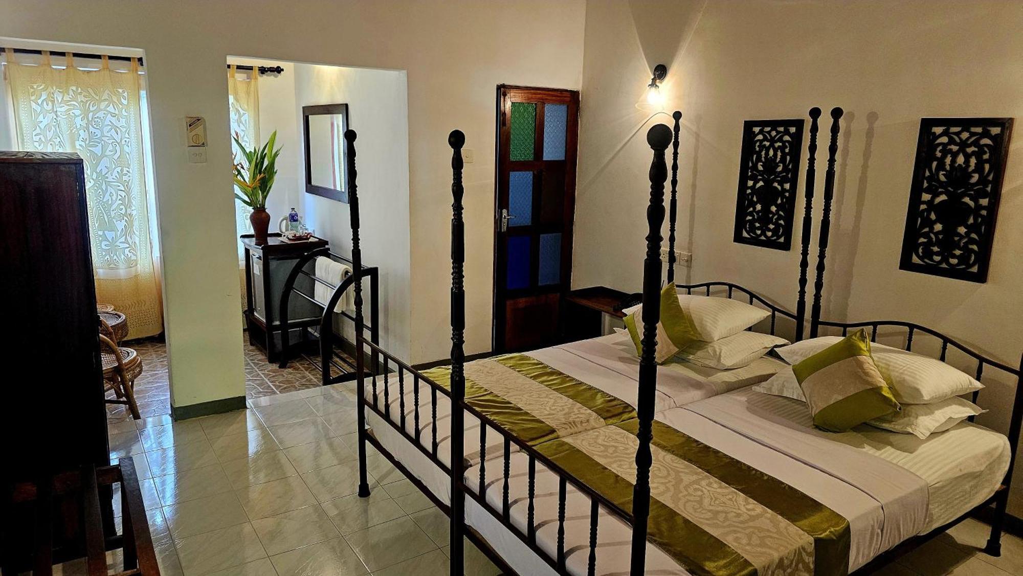 Nooit Gedacht Heritage Hotel  Unawatuna Zimmer foto