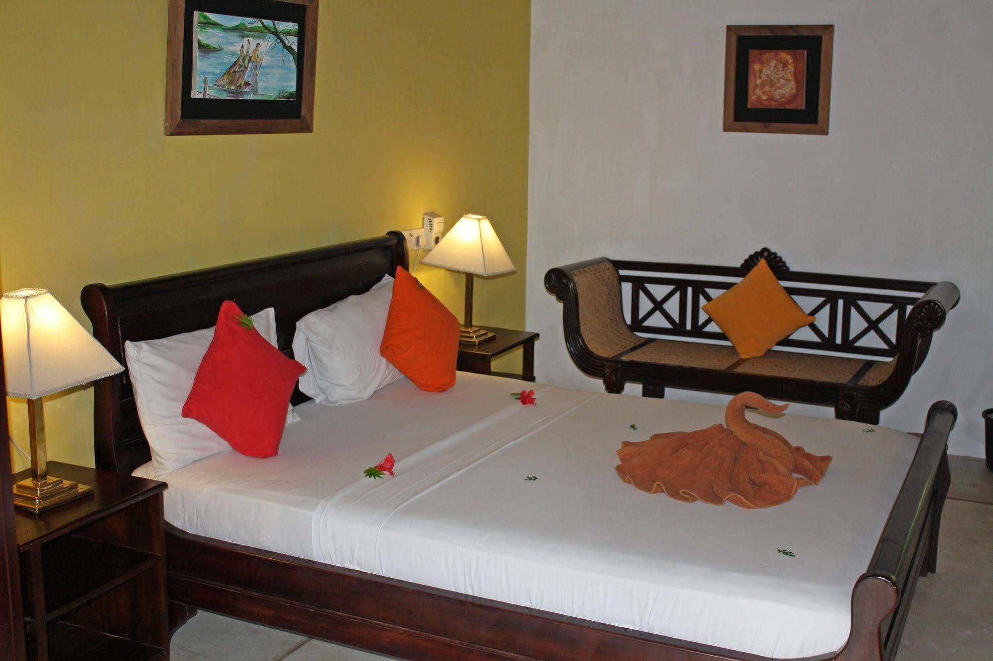 Nooit Gedacht Heritage Hotel  Unawatuna Exterior foto